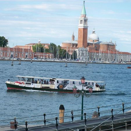 Locazione Mery Veneţia Exterior foto
