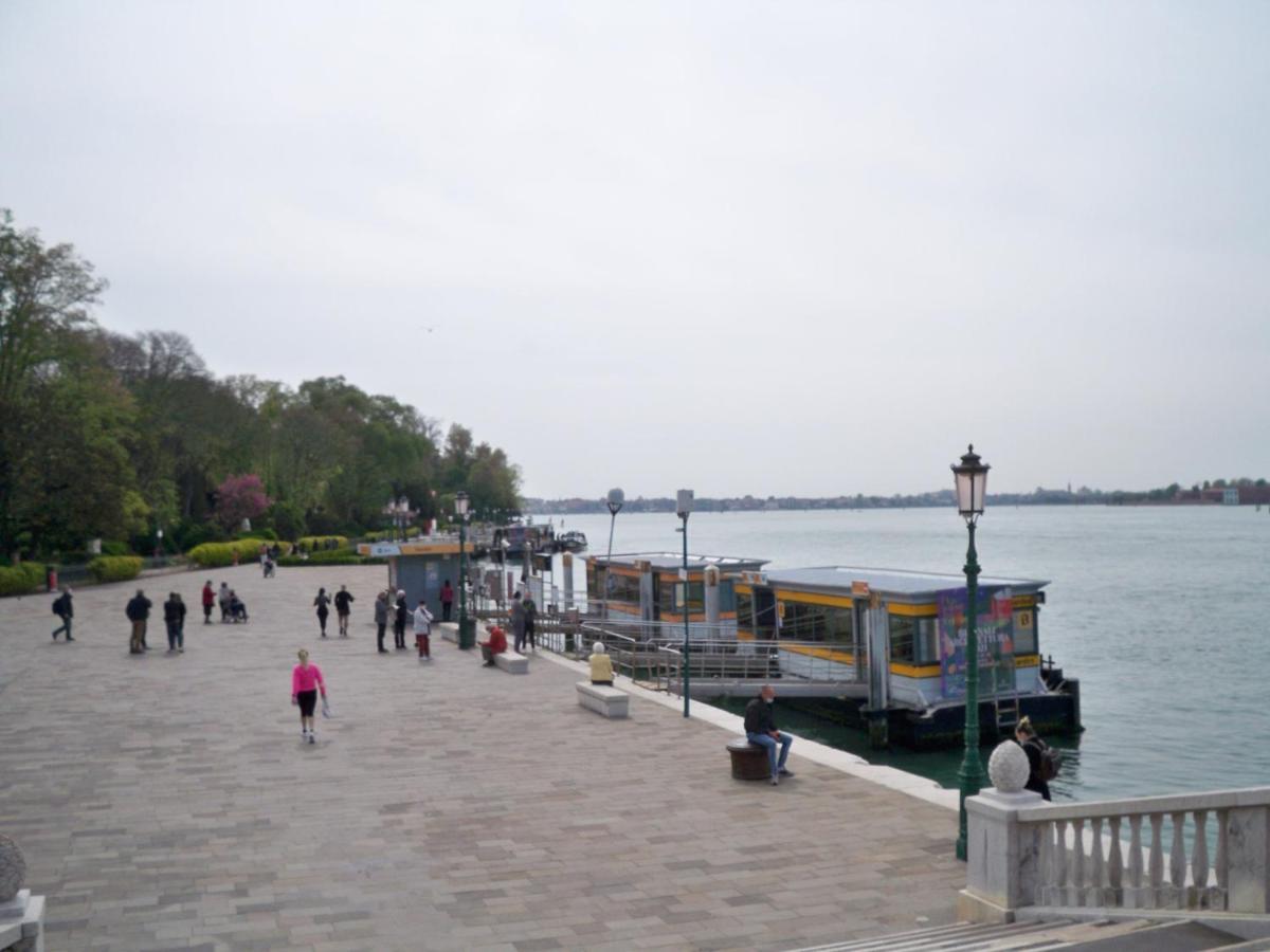 Locazione Mery Veneţia Exterior foto